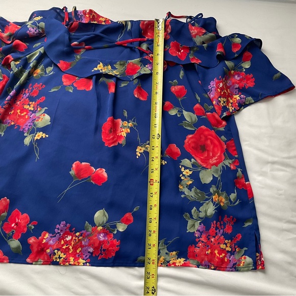 Skies are Blue top Floral size XL - Picture 2 of 9